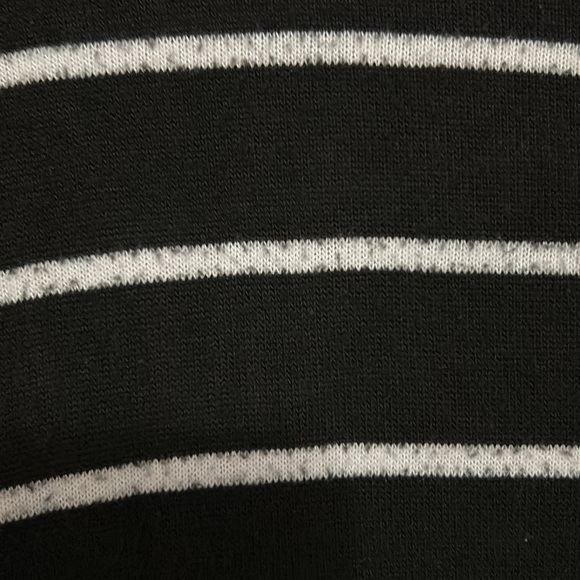 Lucky Brand sweater; small 🍀 - Picture 4 of 4